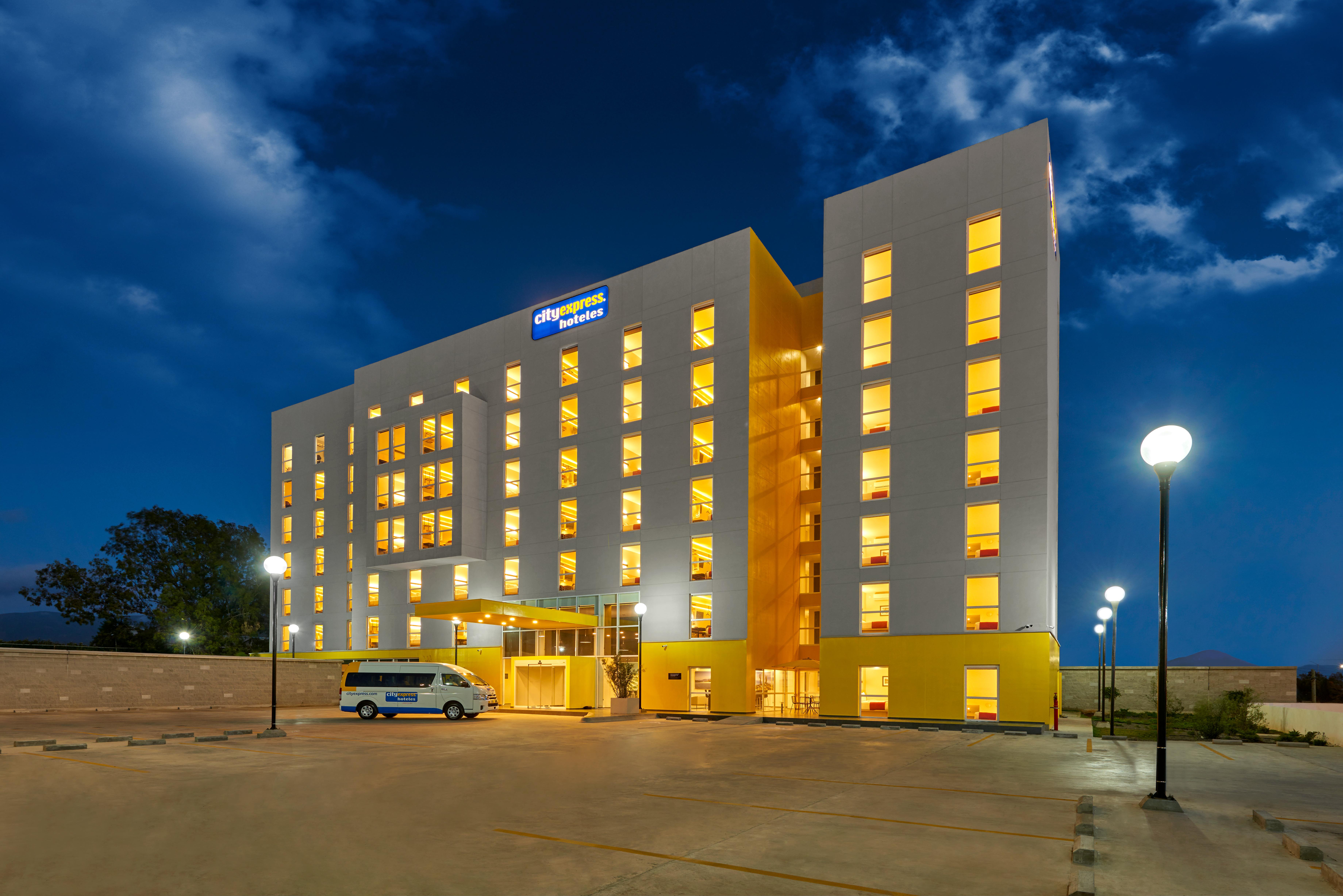 City Express By Marriott Hermosillo Expo Exterior photo