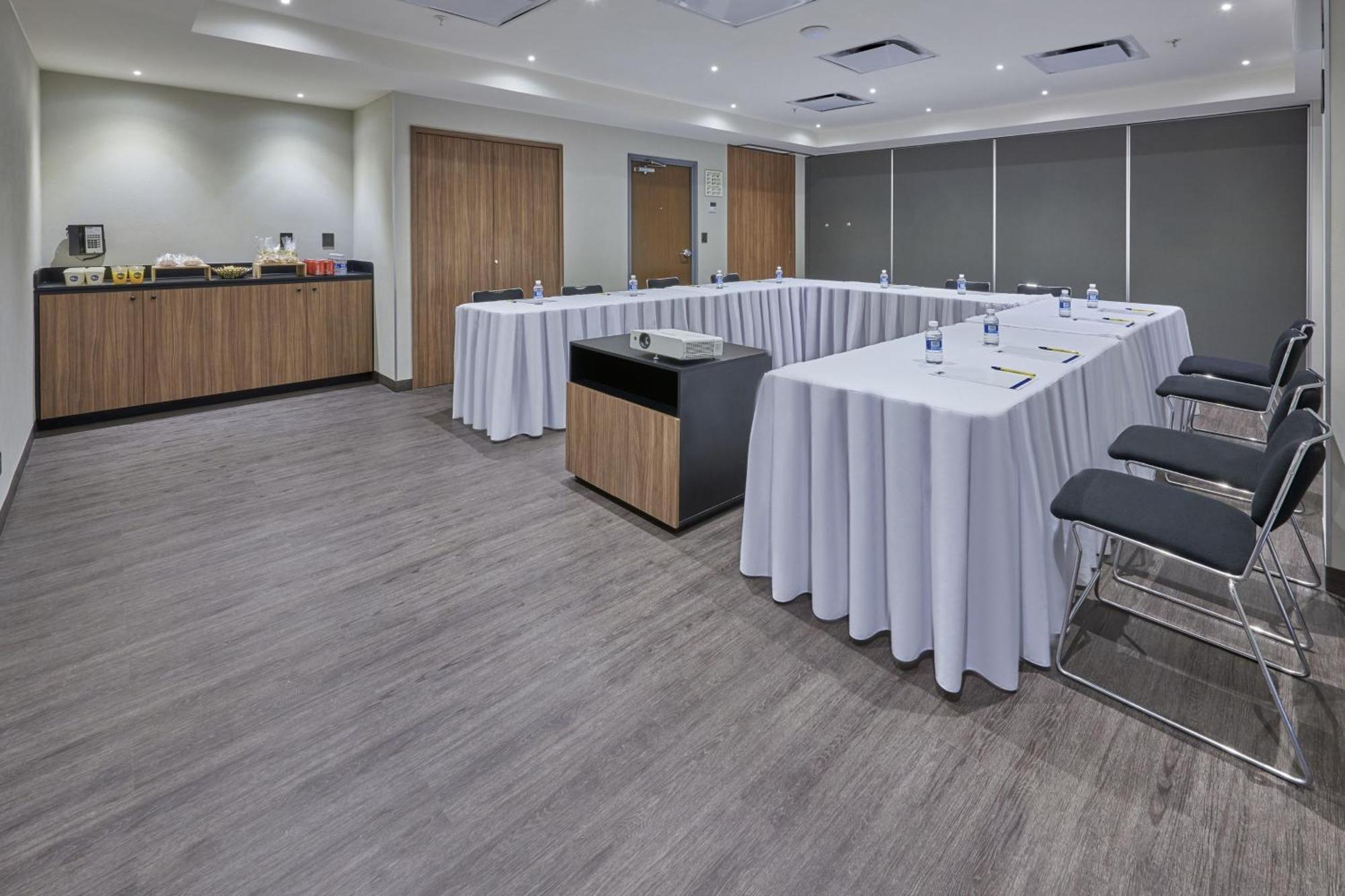 City Express By Marriott Hermosillo Expo Exterior photo