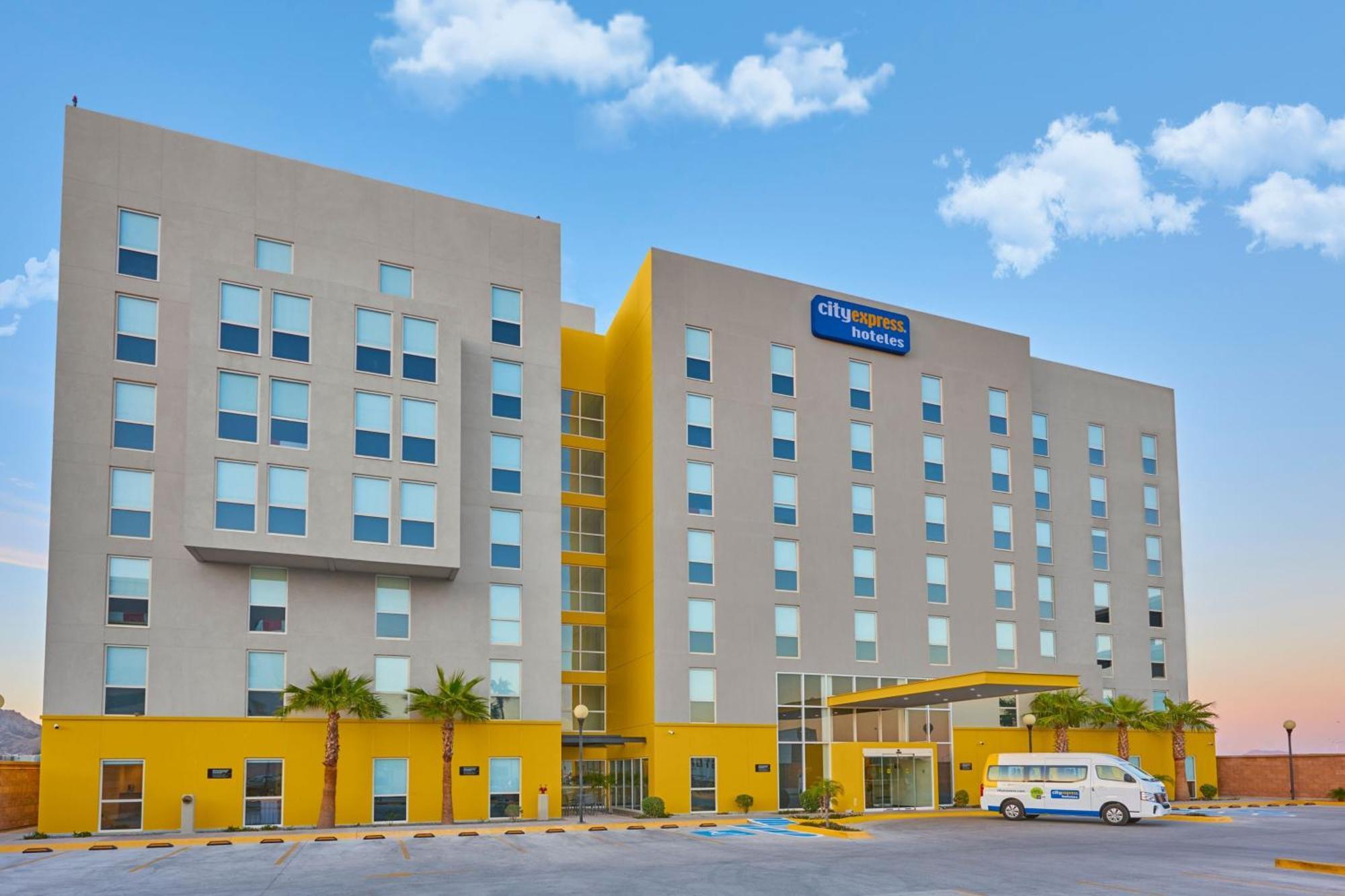 City Express By Marriott Hermosillo Expo Exterior photo
